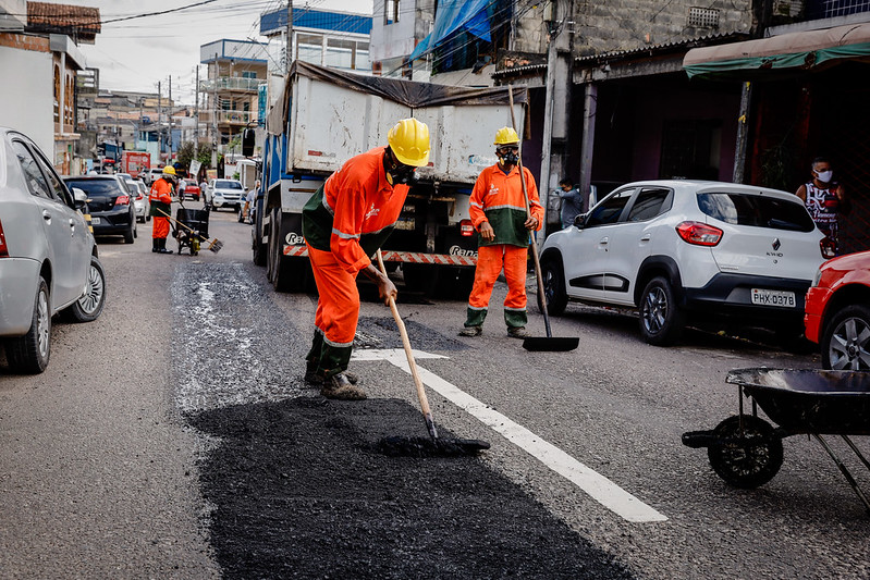 Prefeitura de Manaus recuperou 2 mil ruas em 100 dias da gestão David Almeida