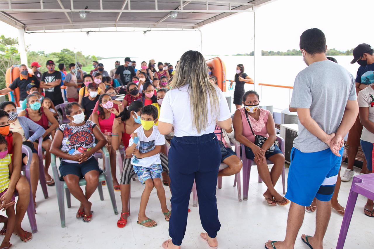 UBS Fluvial leva atendimentos em saúde para ribeirinhos de Nhamundá