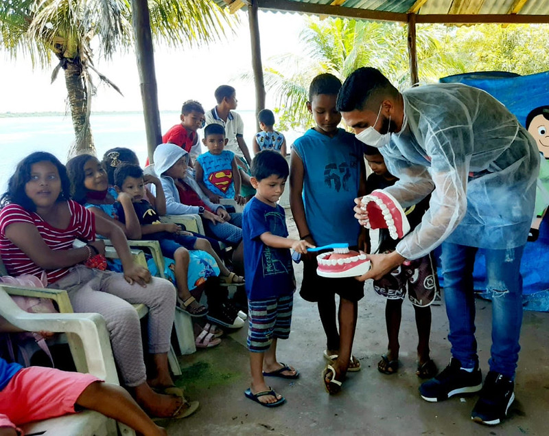 Ação de cidadania ribeirinha atende mais de 600 pessoas em comunidade do rio Negro