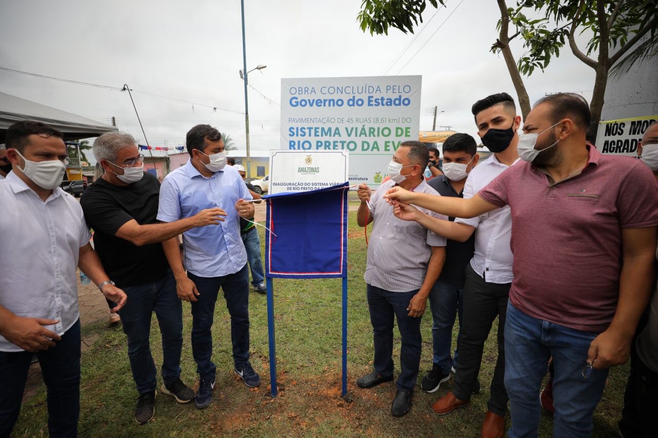 Wilson Lima inaugura obra de sistema viário e assina ordem de serviço para recuperação de ramal em Rio Preto da Eva