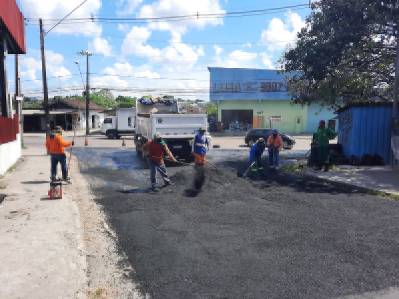 Prefeitura recupera via de comércio do conjunto Galileia