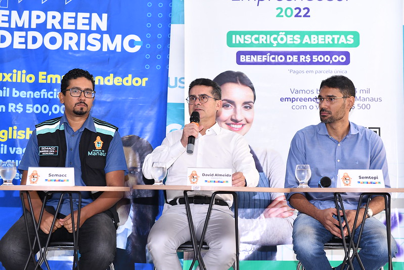 Prefeito David Almeida lança ‘Auxílio Empreendedor 2022’ e ‘English Manaus’ para trabalhadores afetados pela pandemia