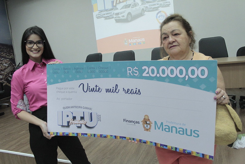 Prefeitura de Manaus premia mais 17 contribuintes em dia com o IPTU