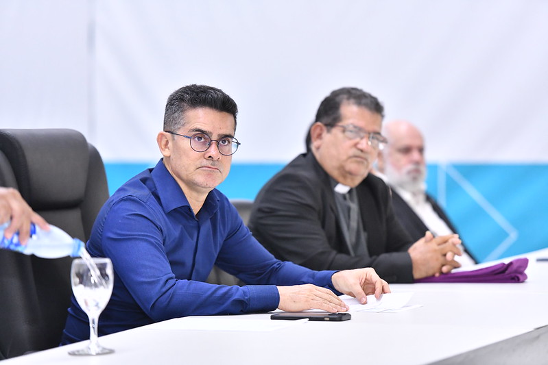 Contas do prefeito David Almeida são aprovadas com ressalvas pelo TCE-AM