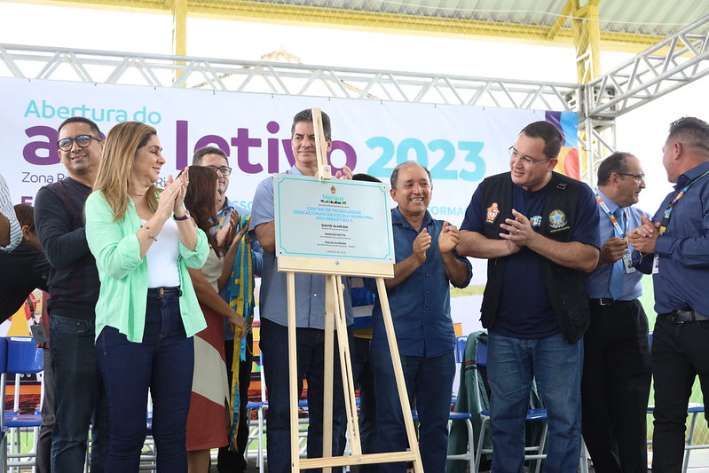 Reinauguração de escola municipal marca abertura do ano letivo em comunidades do rio Negro