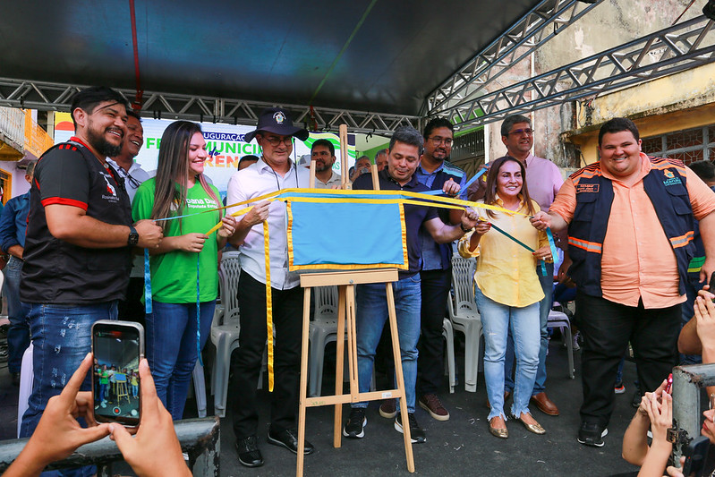 Prefeitura de Manaus e governo do Amazonas entregam nova feira do Quarentão