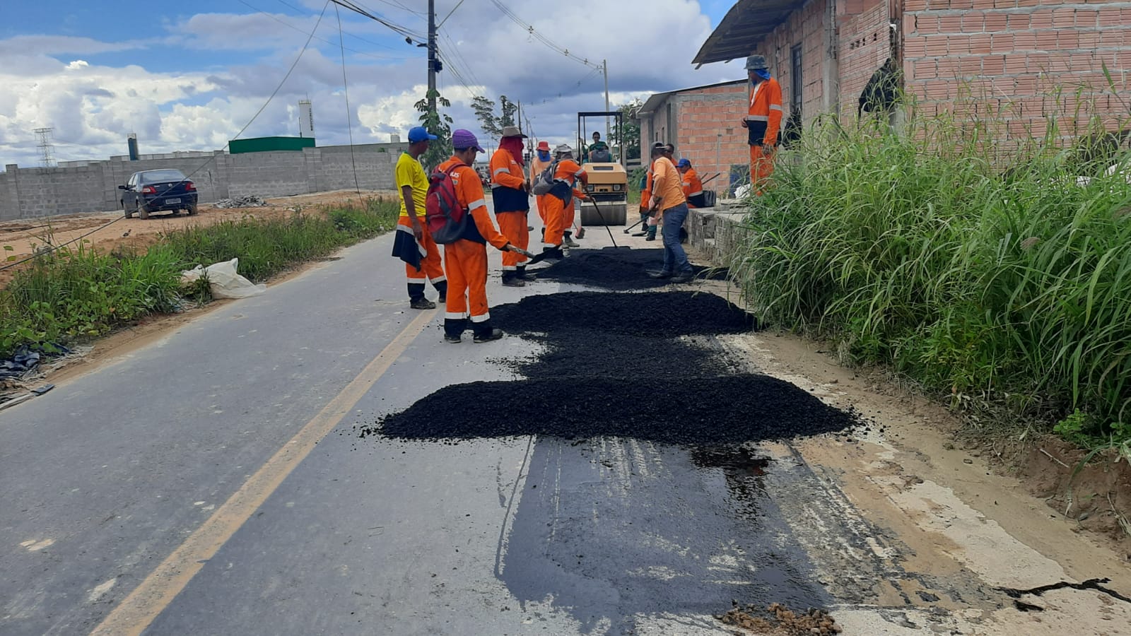 Prefeitura de Manaus conclui obras de asfalto em três novas ruas no bairro Petrópolis