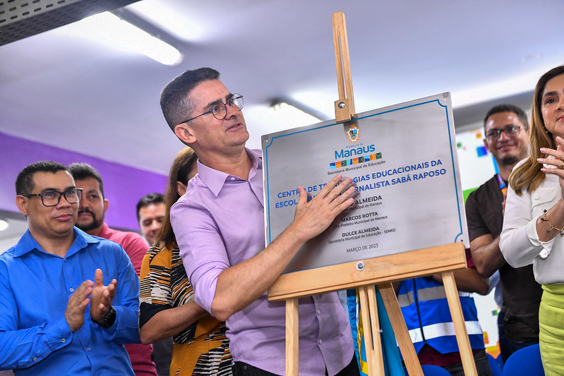 Escola municipal Jornalista Sabá Raposo é entregue revitalizada pela Prefeitura de Manaus