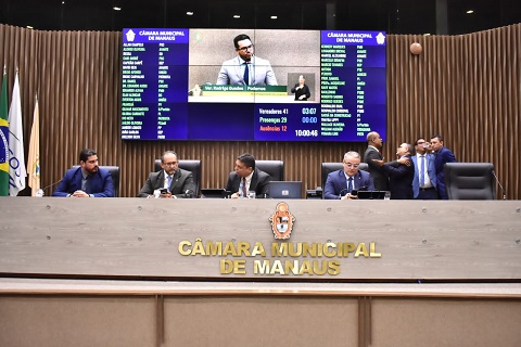 Prefeitura apresenta a vereadores a necessidade de correção no desconto de segurados do Manausmed