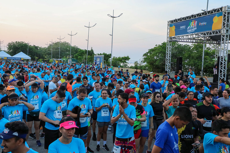 Prefeitura reúne quase 800 corredores em corrida ‘Manaus pela Paz no Trânsito’