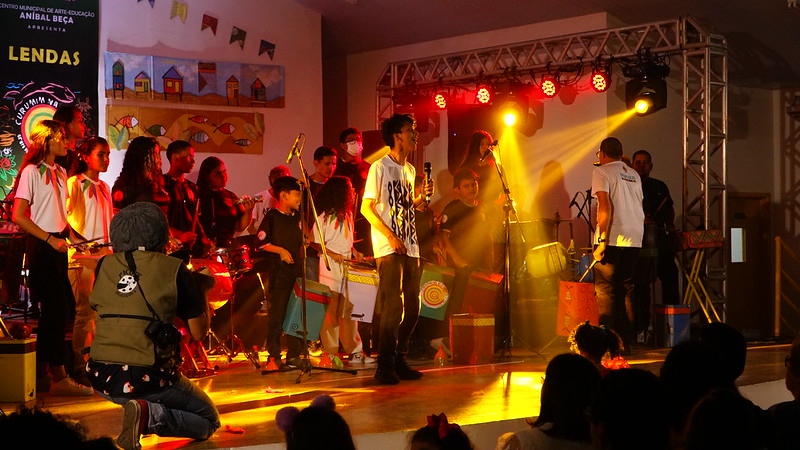 Prefeitura realiza o espetáculo ‘Lendas’ em comemoração dos 20 anos de existência do grupo musical Curumim na Lata