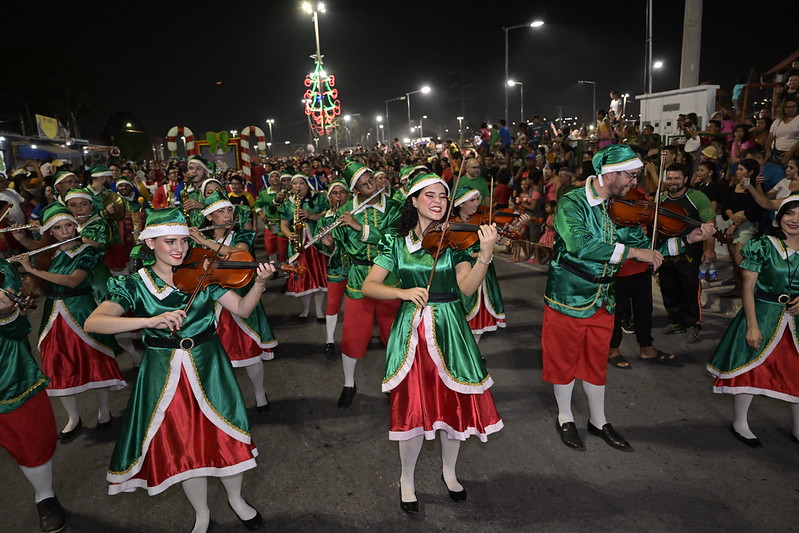 Prefeito comemora sucesso da ‘1ª Parada Natalina’ de Manaus